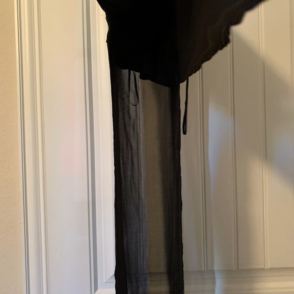 Top - Picture 2 of 3